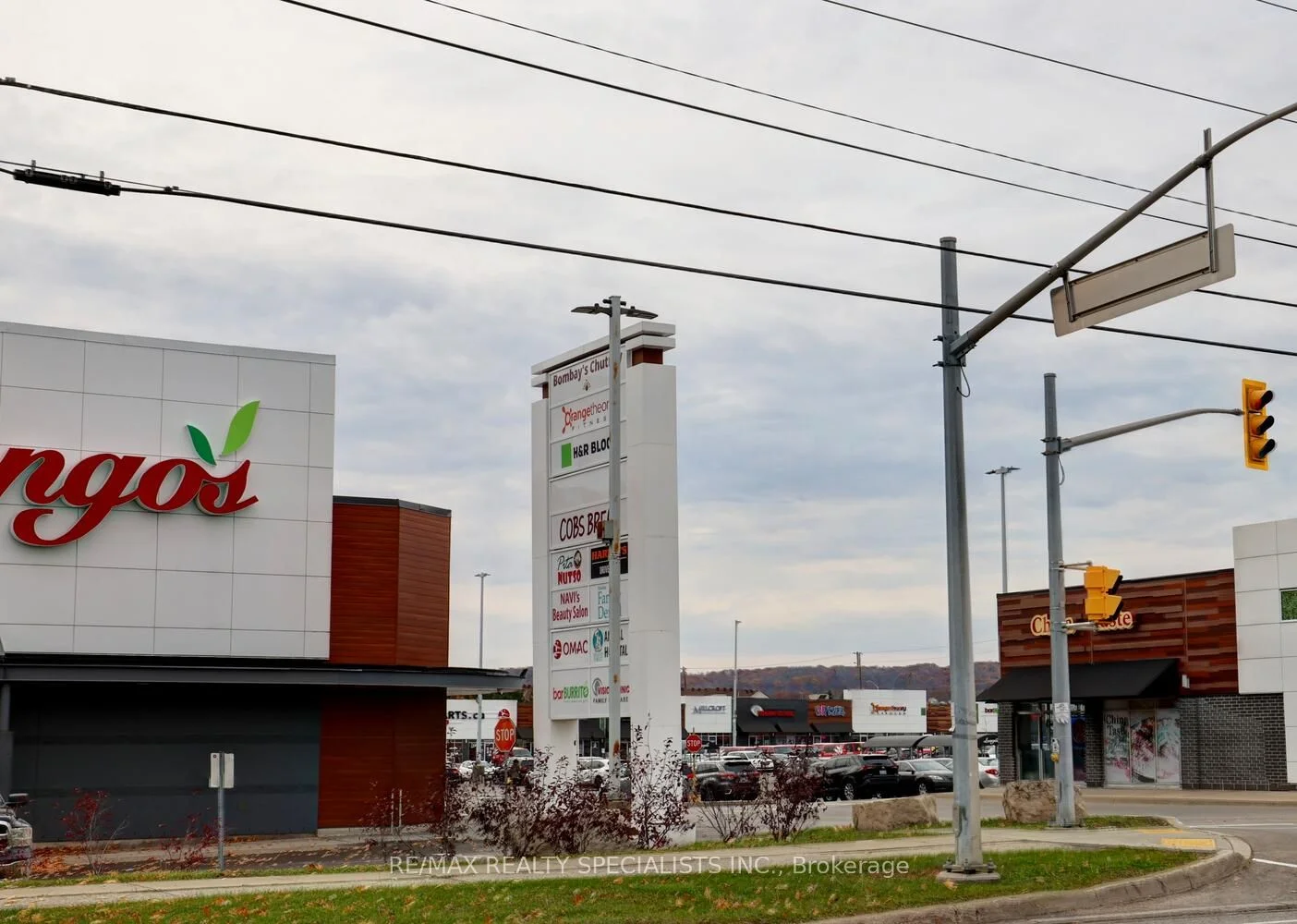 2458 NEWPORT Street Lower, Burlington, ON L7M 3X8