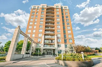 Condo Apartment in Oakville