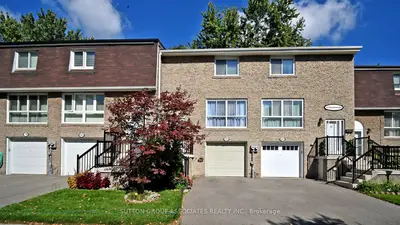 Condo Townhouse in Toronto