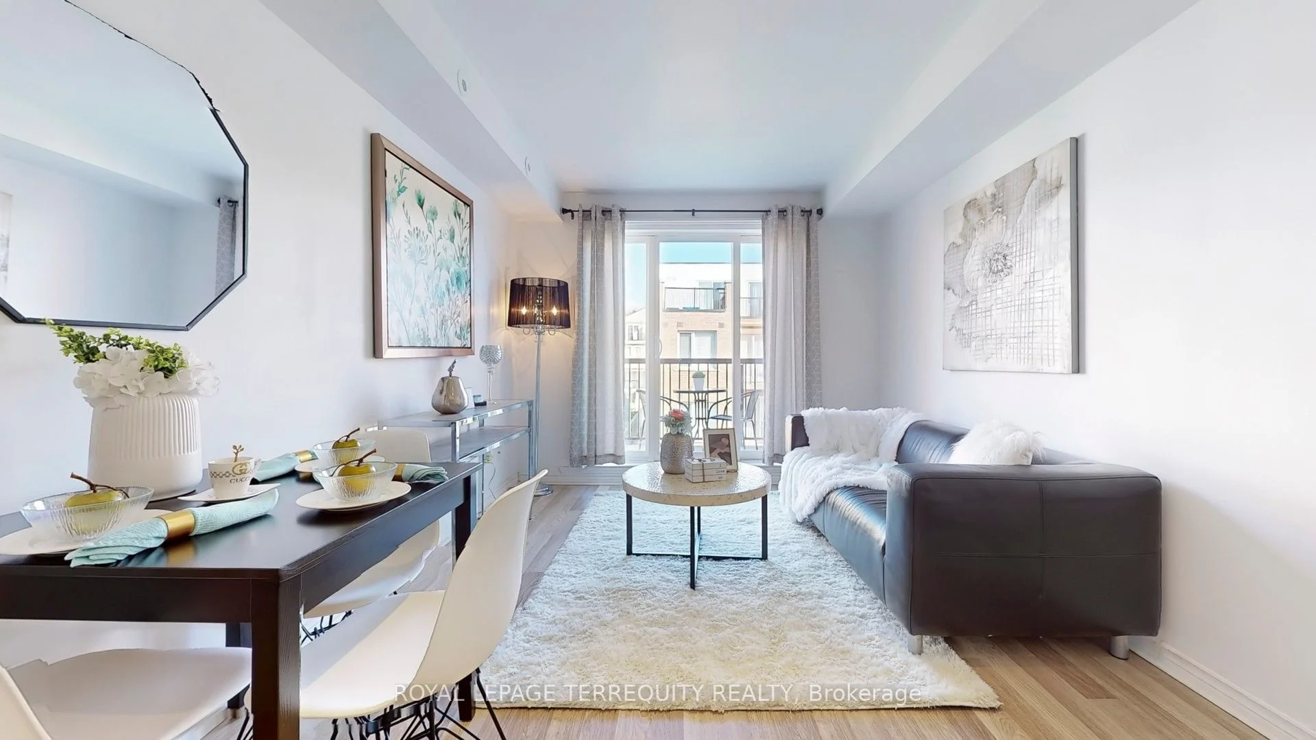 3031 Finch Avenue W 2027, Toronto W05, On M9m 0a3