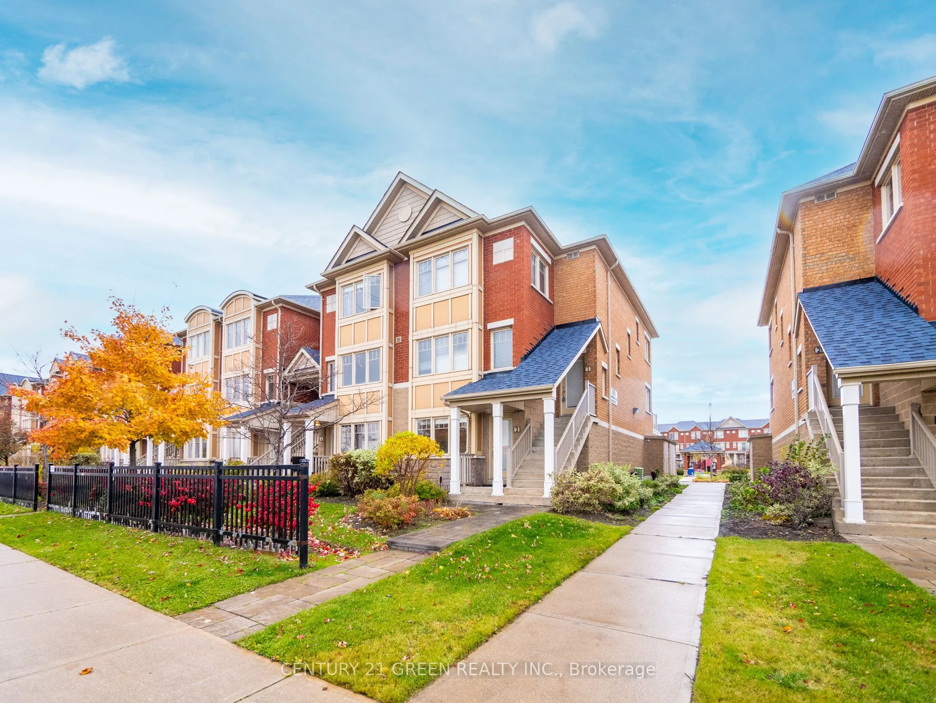 Condo Townhouse in Mississauga
