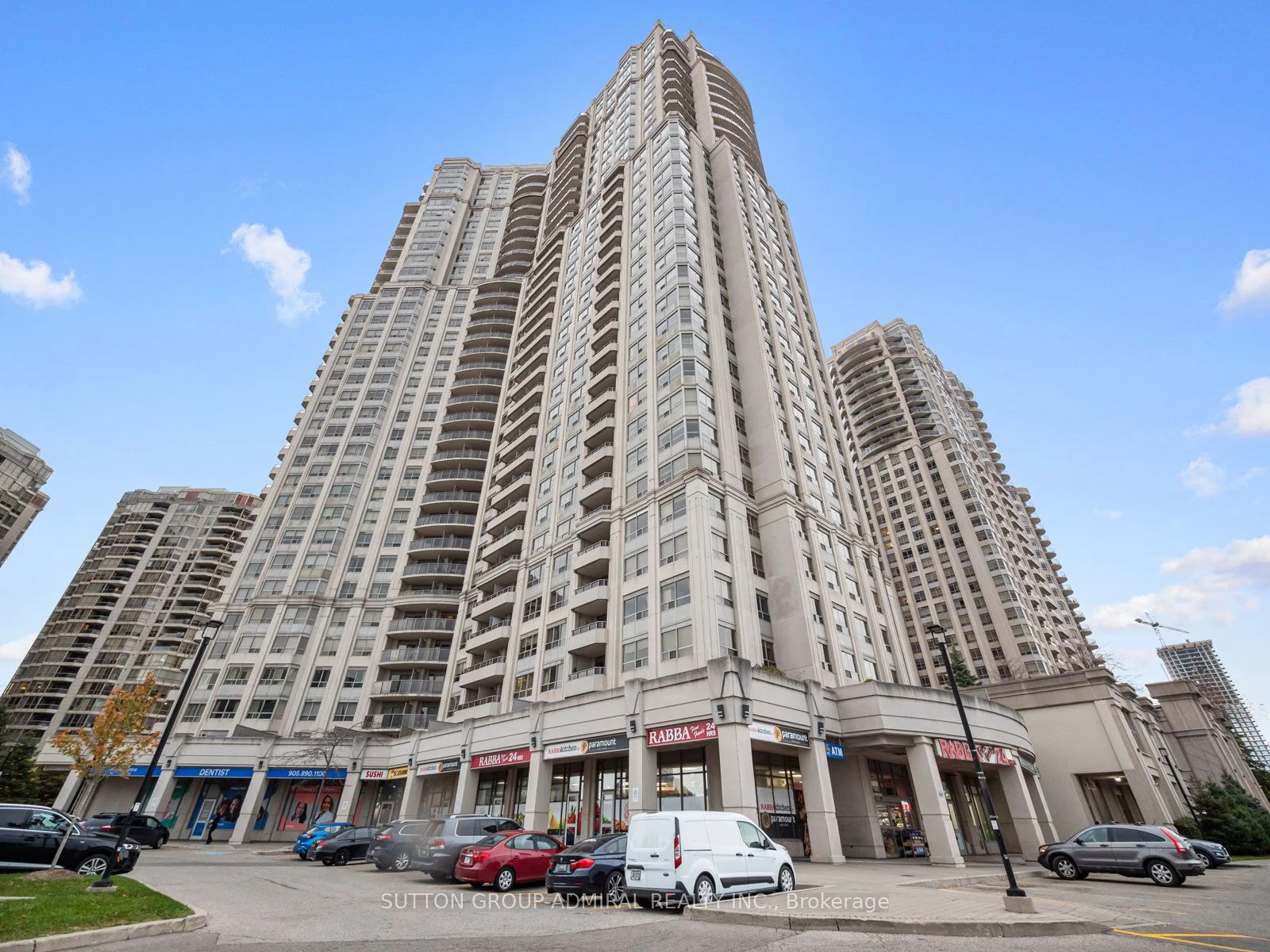 Condo Apartment in Mississauga