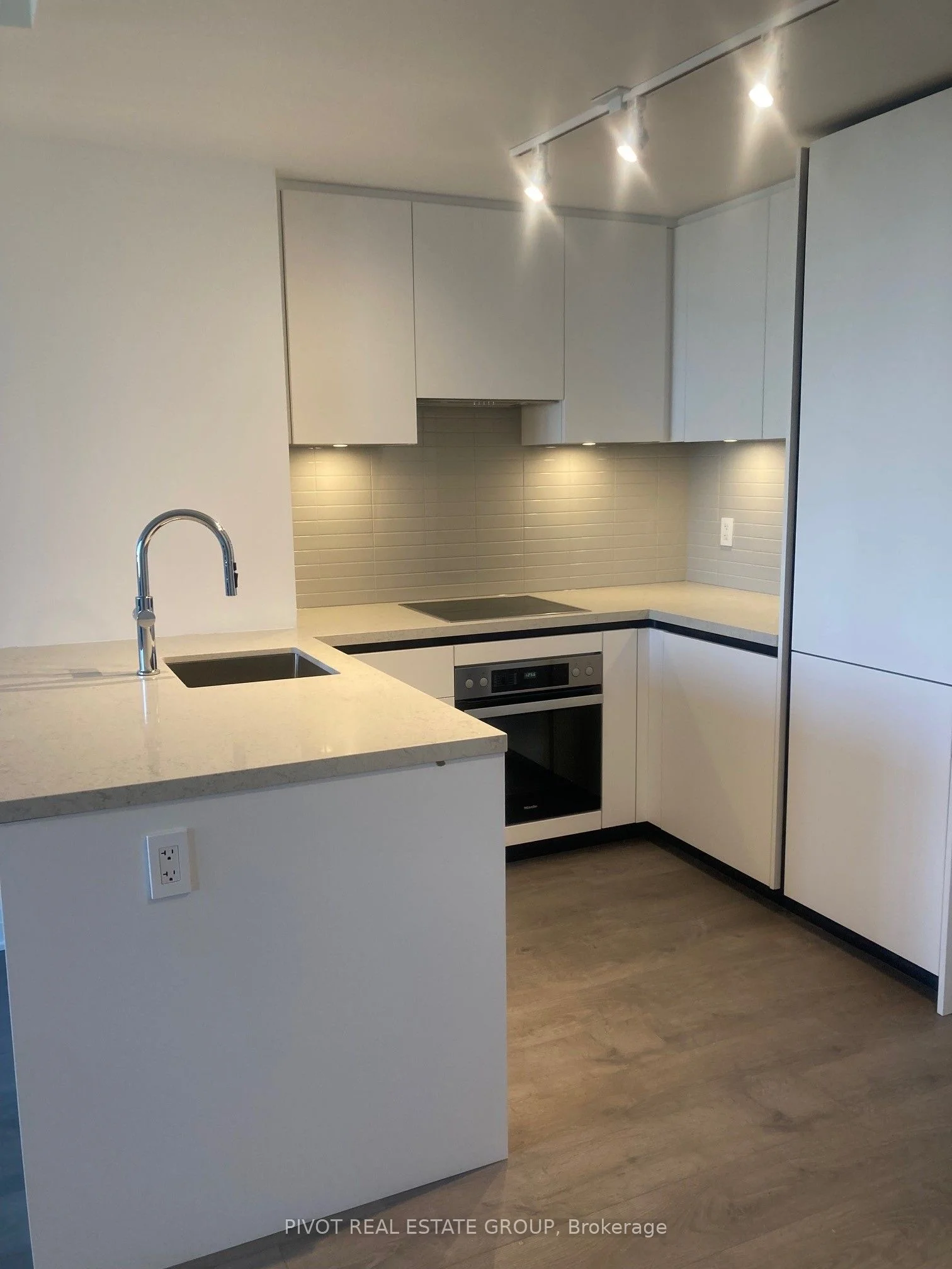 Condo Apartment in Mississauga
