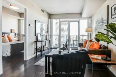 Condo Apartment in Toronto