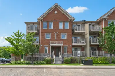 Condo Townhouse in Mississauga