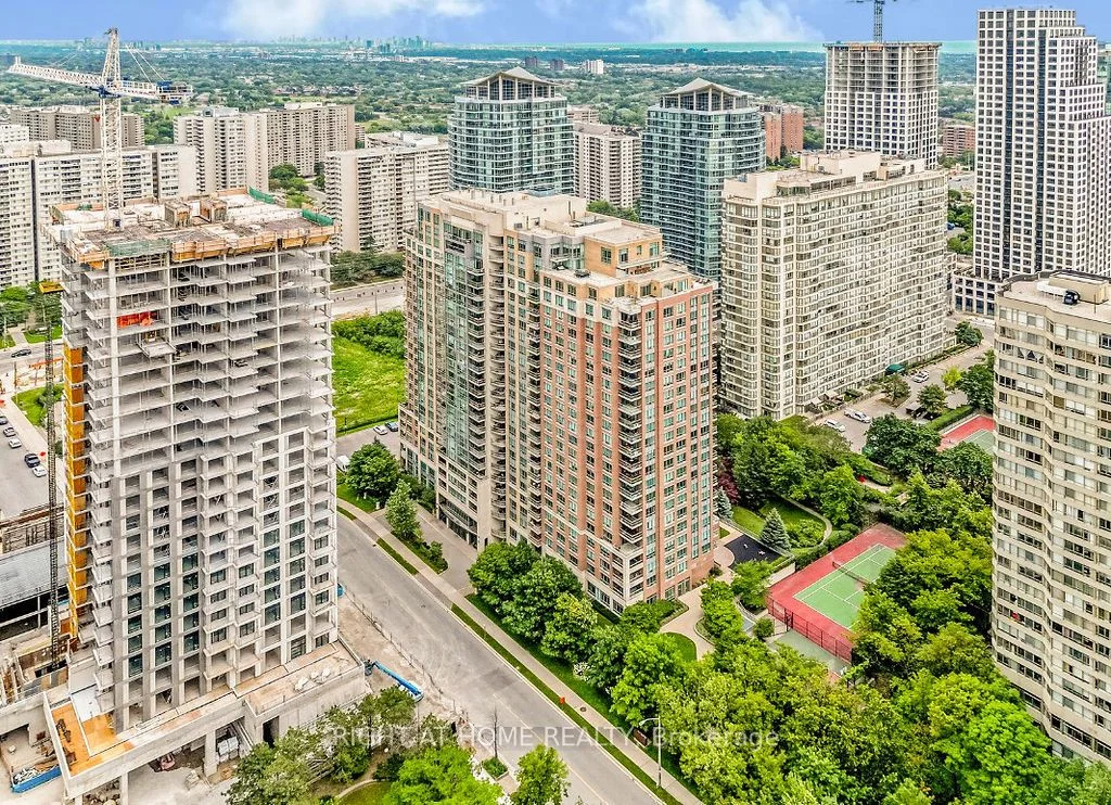 156 Enfield Place 2107, Mississauga, On L5b 4l8