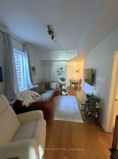 Fourplex in Toronto