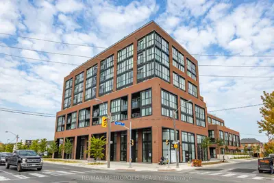 Condo Apartment in Toronto