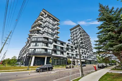 Condo Apartment in Oakville