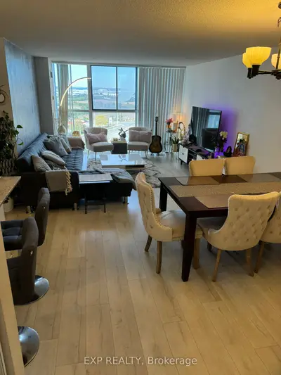 Condo Apartment in Mississauga