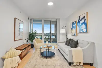 Condo Apartment in Toronto