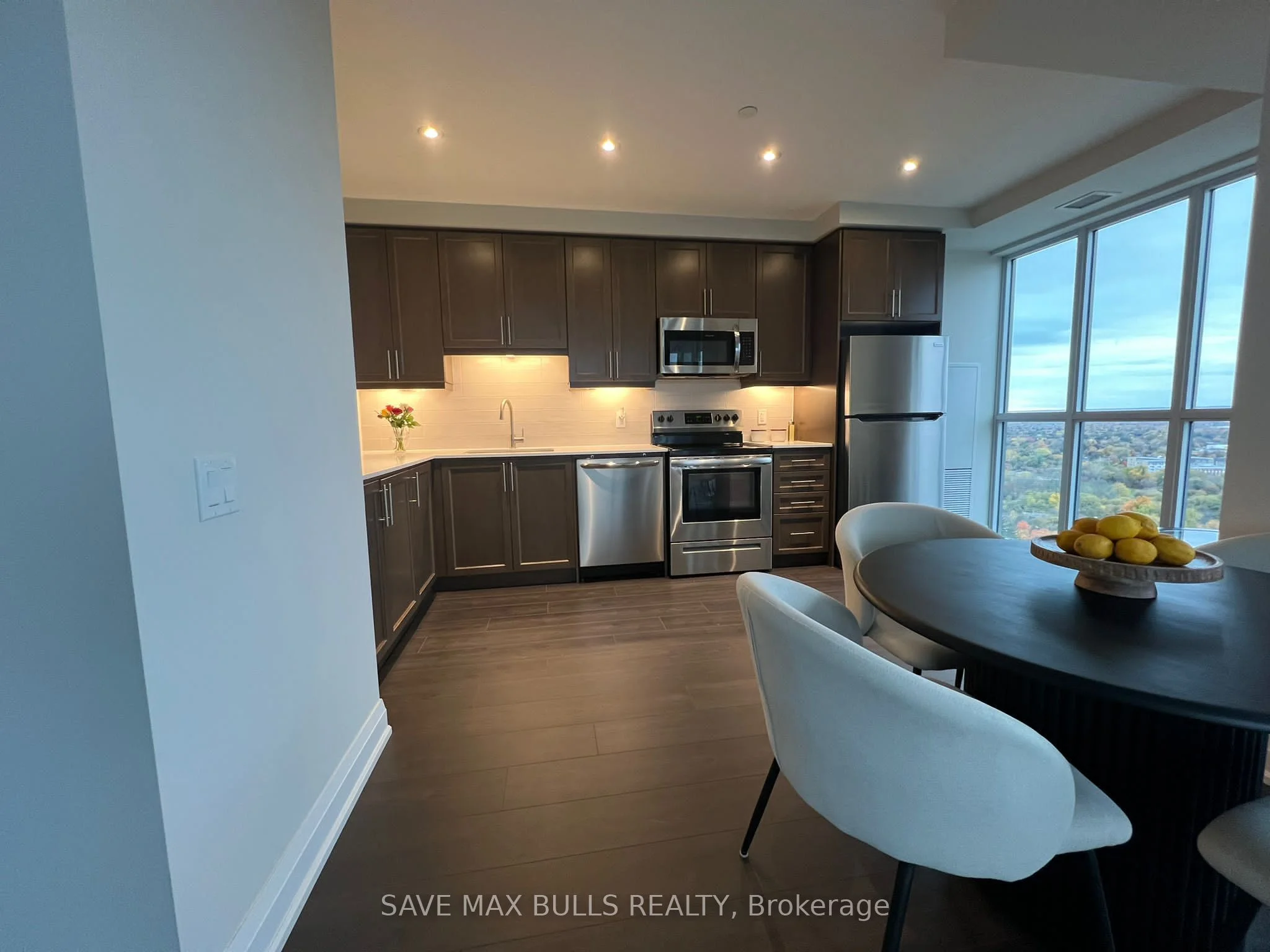 Condo Apartment in Brampton