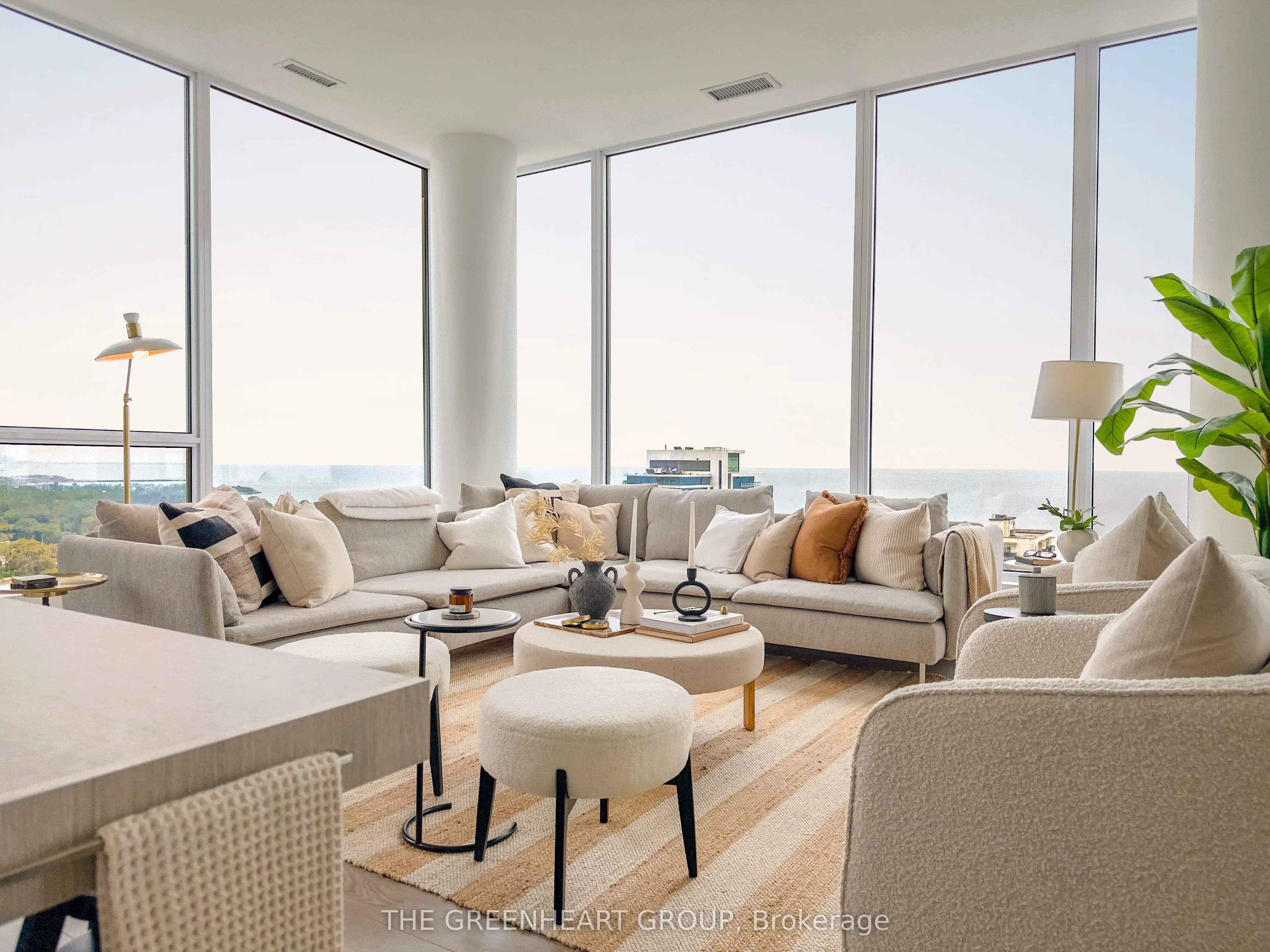 Condo Apartment in Mississauga