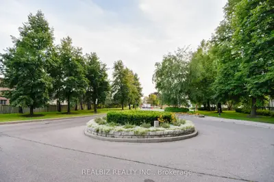 Condo Apartment in Brampton