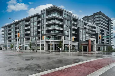Condo Apartment in Oakville
