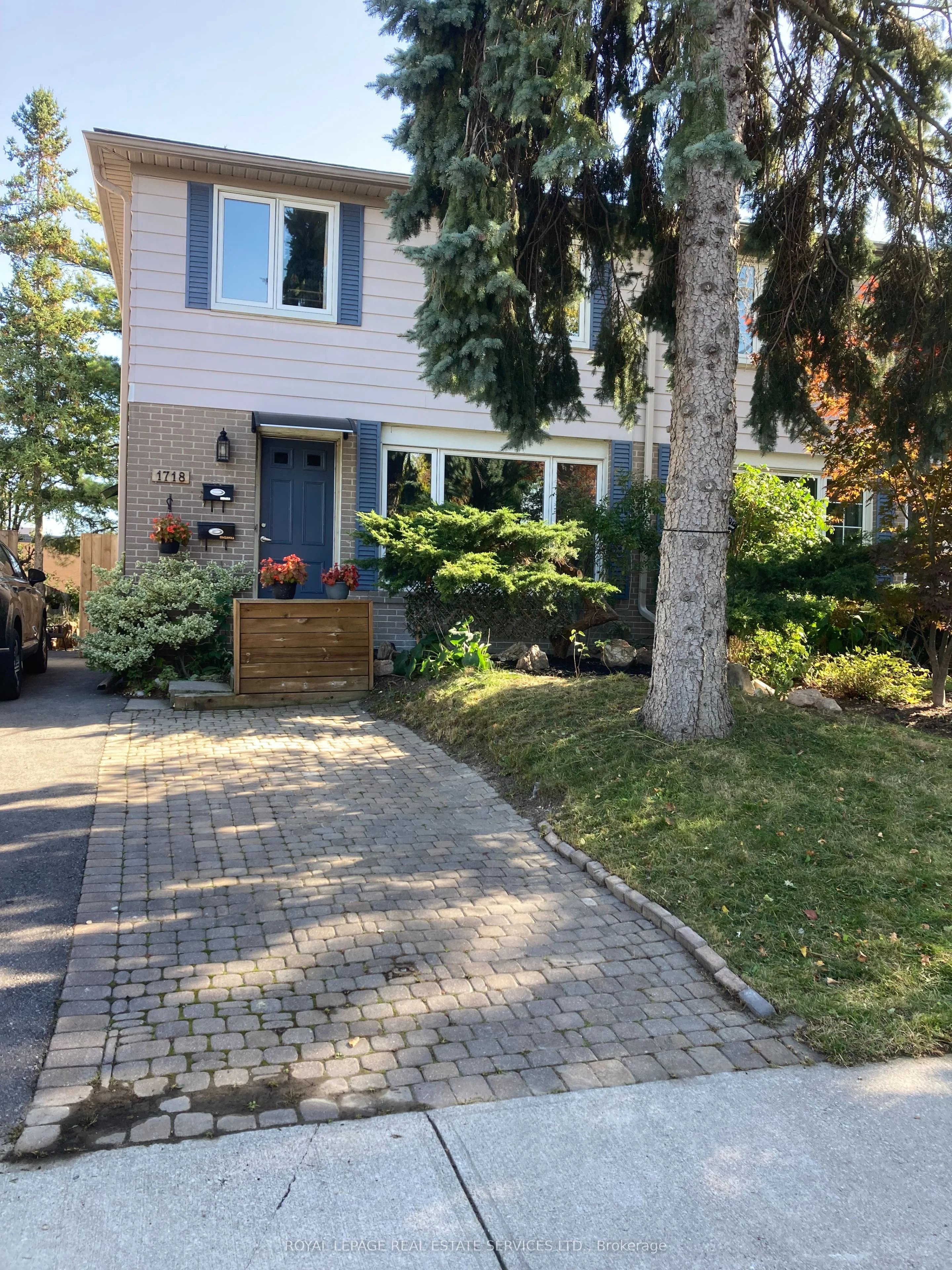 1718 Pagehurst Avenue Bsmt, Mississauga, On L4x 1y2