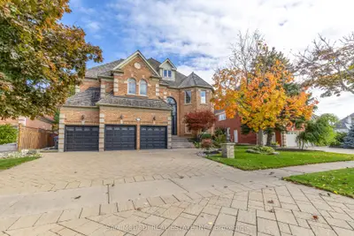 Detached in Mississauga