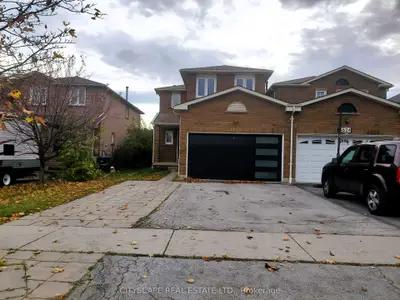 Detached in Mississauga