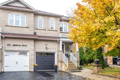 Semi-Detached in Mississauga