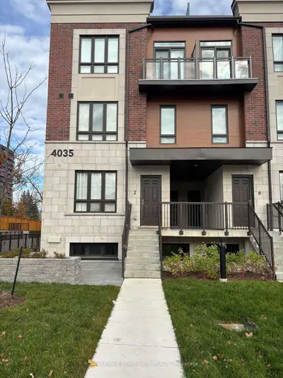 Att/Row/Townhouse in Mississauga