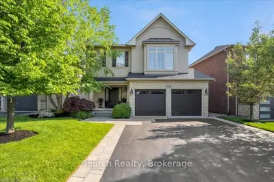 Detached in Oakville