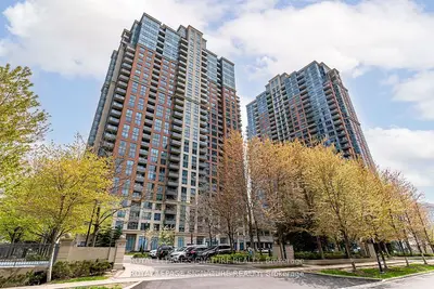 Condo Apartment in Toronto