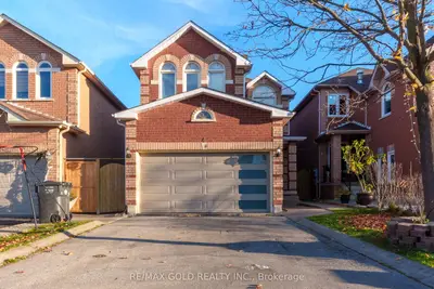 Detached in Brampton