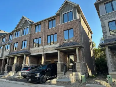 Att/Row/Townhouse in Brampton