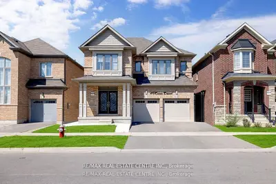 Detached in Brampton
