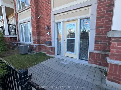 Condo Townhouse in Brampton