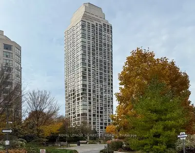 Condo Apartment in Toronto
