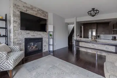 45 Bristol Road E 44, Mississauga, On L4z 3p5