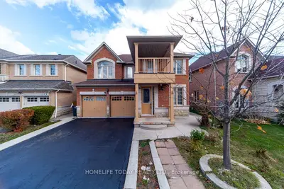 Detached in Brampton