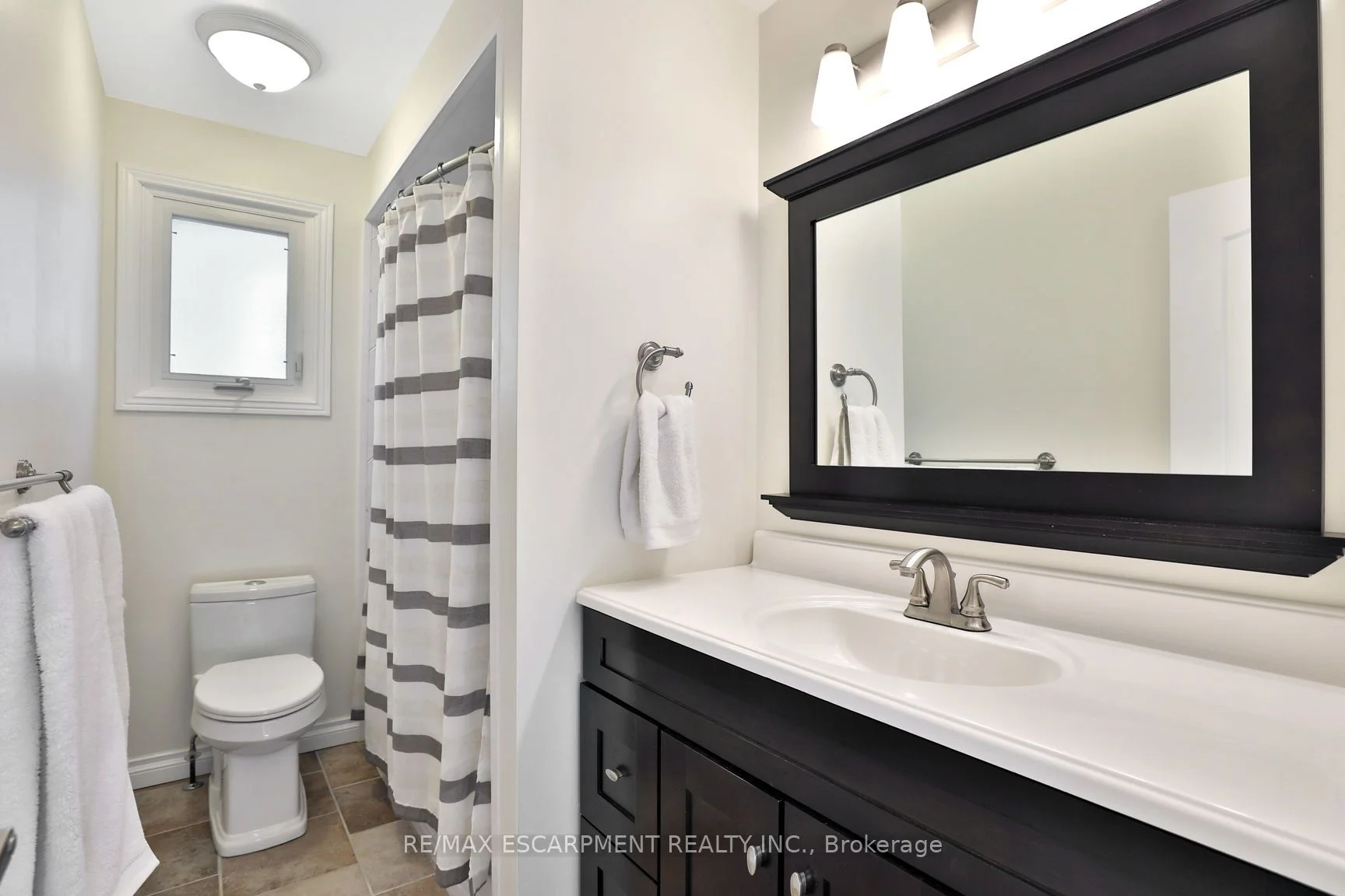 3521 TOFFEE Street, Burlington, ON L7M 3T6