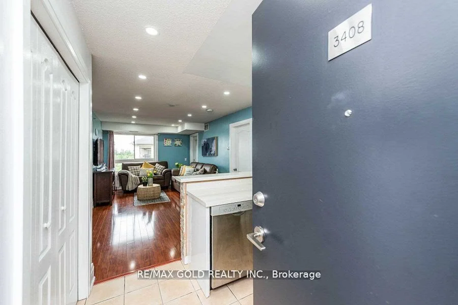 Condo Apartment in Brampton