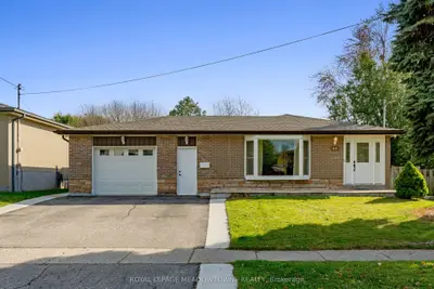 Detached in Halton Hills