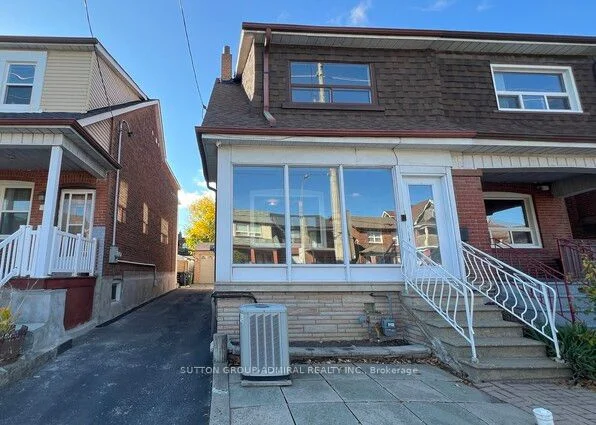 1836 Dufferin Street, Toronto W03, On M6h 3l5