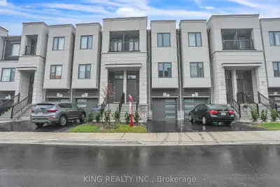 Att/Row/Townhouse in Caledon