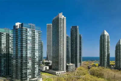 Condo Apartment in Toronto
