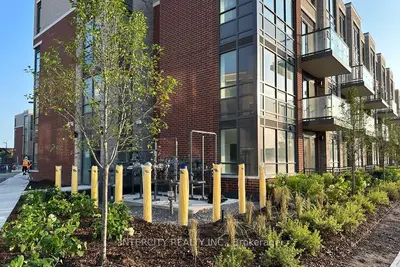 Condo Townhouse in Brampton
