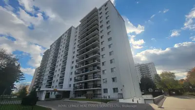 Condo Apartment in Mississauga