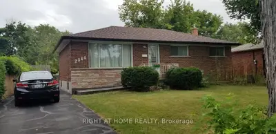 Detached in Burlington