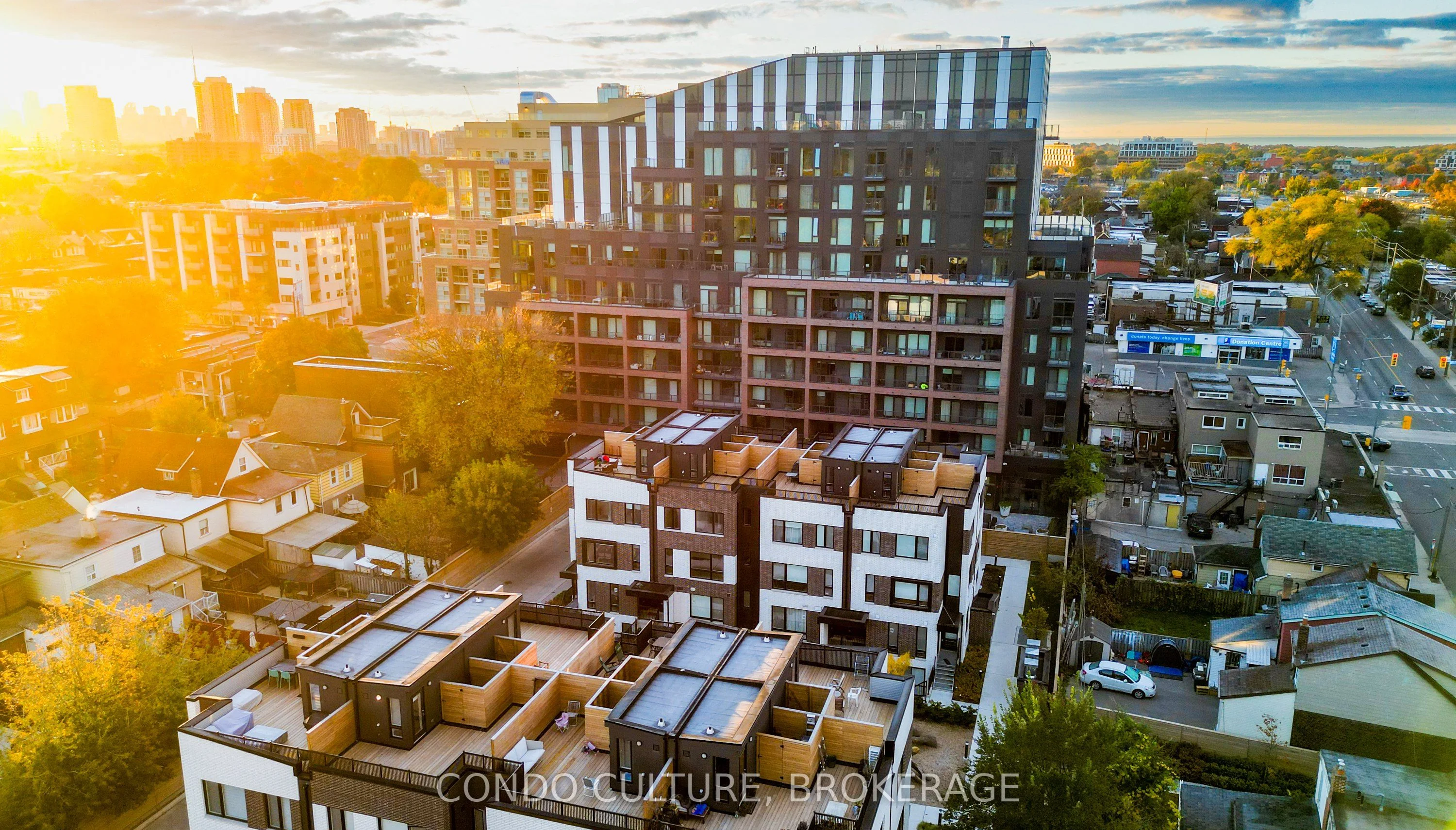 Condo Townhouse in Toronto
