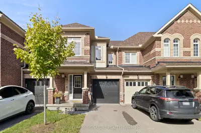 Att/Row/Townhouse in Orangeville