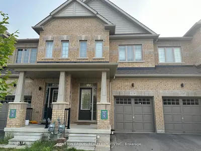 Att/Row/Townhouse in Caledon