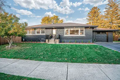Detached in Milton