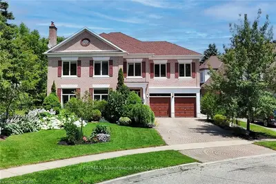 69 Ryland Terrace, Oakville, On L6j 7r1