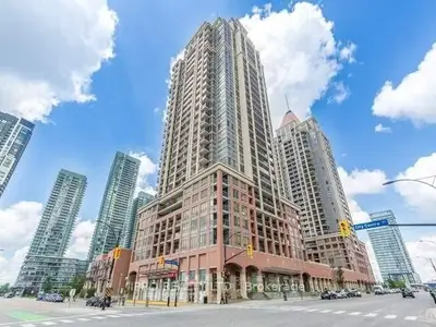 Condo Apartment in Mississauga