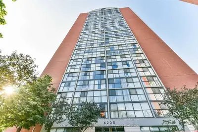 4205 Shipp Drive 1904, Mississauga, On L4z 2y8