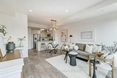Condo Townhouse in Toronto